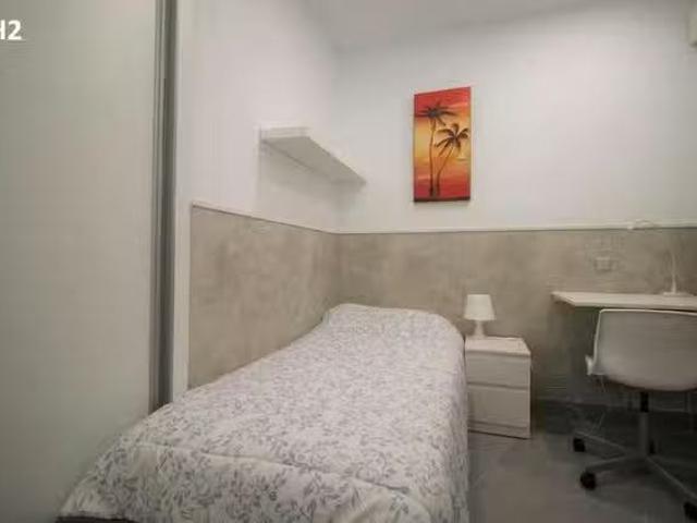 Habitación en Cuesta de San Vicente, Argüelles