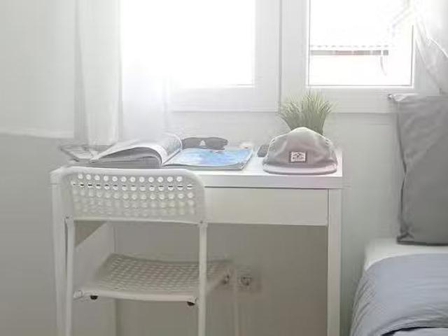 Habitación en Calle Manuel Vélez, Casco Histórico de Vallecas
