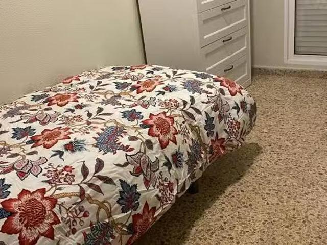 Habitación en Calle Méndez Núñez, El Grao