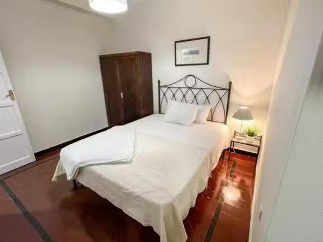 Habitación en Calle Miguel Mañara, Casco Antiguo