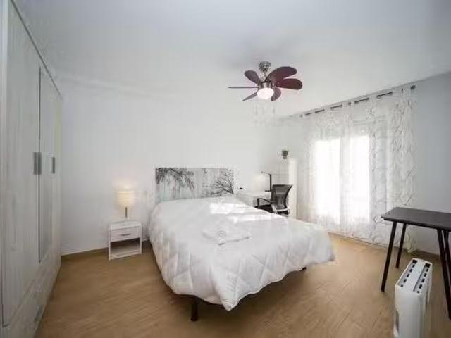 Habitación en Calle Acera de San Ildefonso, Albaicín