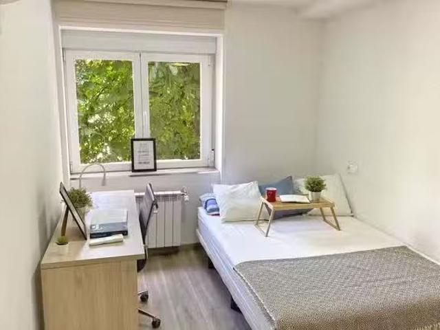 Habitación en Calle Alcalde López Casero
