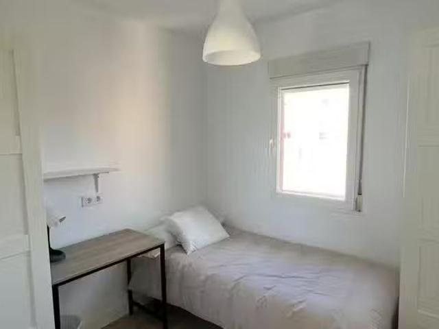 Habitación en Calle Camelias