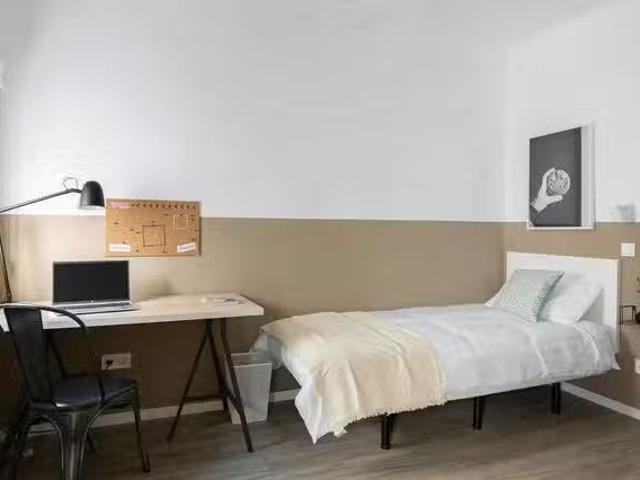 Habitación en Calle Daoíz
