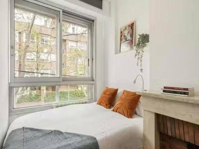 Habitación en Calle de Mesena, Ciudad Lineal