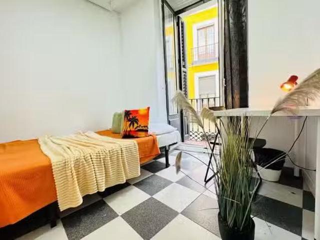 Habitación en Calle de Moratín