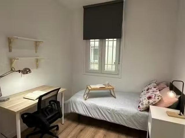 Habitación en Calle de Nuestra Señora del Carmen, Tetuán