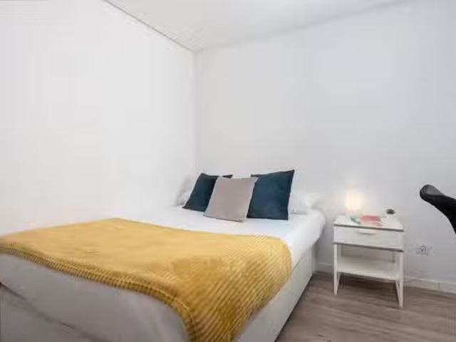 Habitación en Calle de Ofelia Nieto