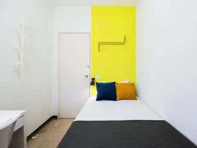 Habitación en Calle de Orense