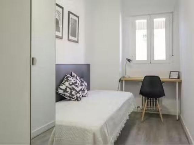 Habitación en Calle de Orense, Cuatro Caminos