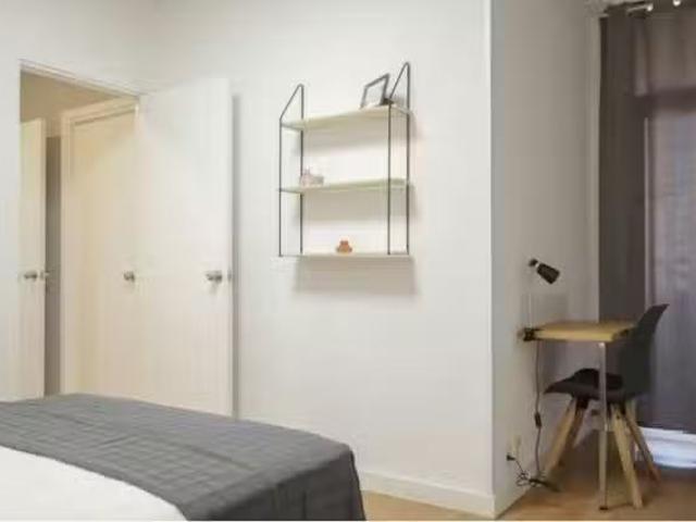 Habitación en Calle de Orense, Cuatro Caminos