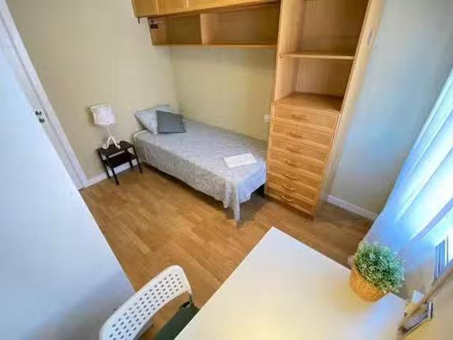 Habitación en Calle de Aguilar del Río, Buenavista