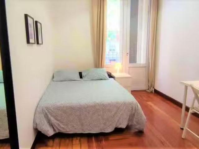 Habitación en Calle de Alberto Aguilera