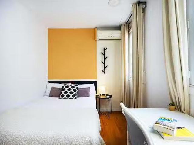 Habitación en Calle de Alberto Aguilera