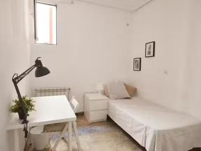Habitación en Calle de Alberto Aguilera, Arapiles
