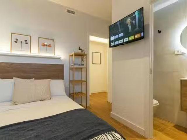 Habitación en Calle de Alejandro Sánchez, Opañel