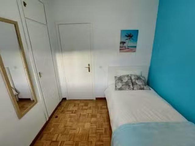 Habitación en Calle de Añastro