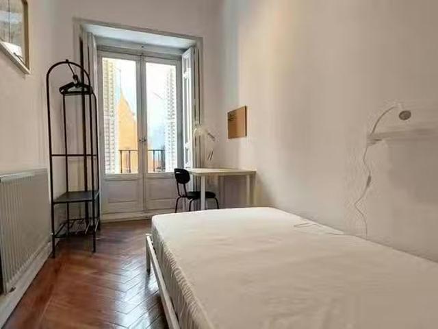 Habitación en Calle de Bailén, Centro