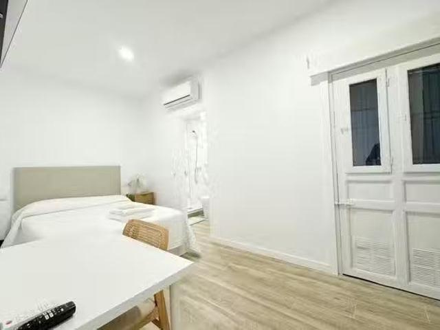Habitación en Calle de Bailén, Centro