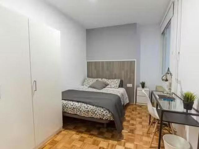 Habitación en Calle de Barceló, Justicia