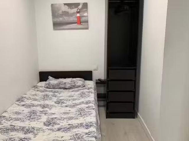 Habitación en Calle de Benito Gutiérrez