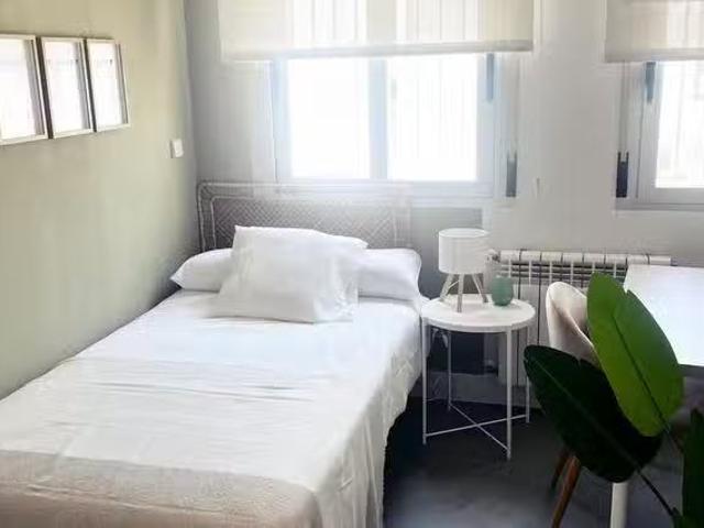 Habitación en Calle de Canillas, Chamartín