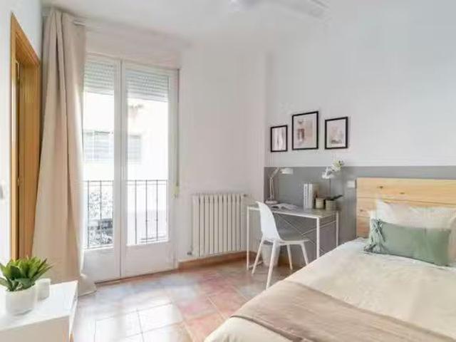 Habitación en Calle de Carnicer, Bellas Vistas