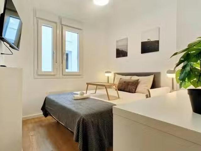 Habitación en Calle de Caravaca, Centro