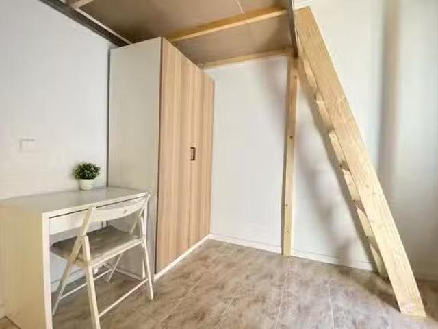 Habitación en Calle de Cardeñosa, Entrevías