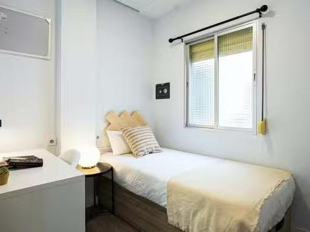 Habitación en Calle de Cavanilles