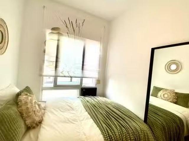 Habitación en Calle de Enrique Larreta, Castilla