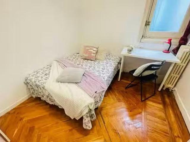 Habitación en Calle de Ferraz, Argüelles