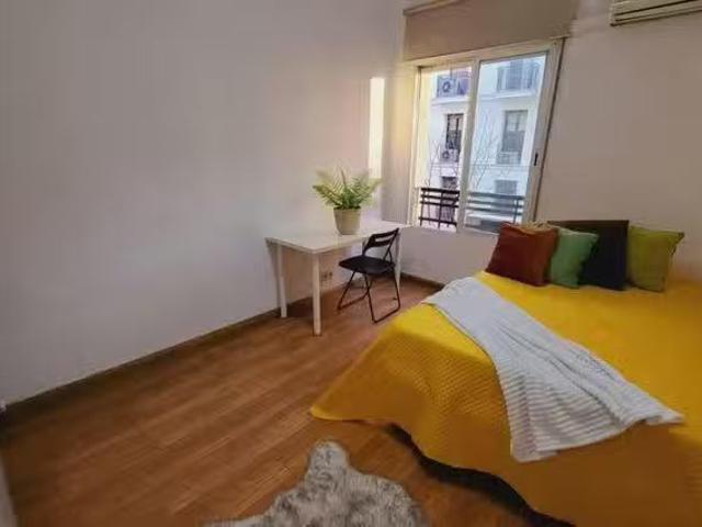 Habitación en Calle de Ferraz, Argüelles