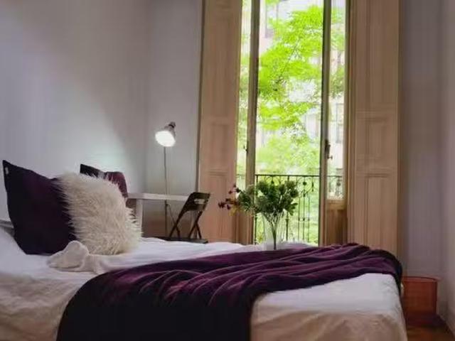 Habitación en Calle de Ferraz, Argüelles