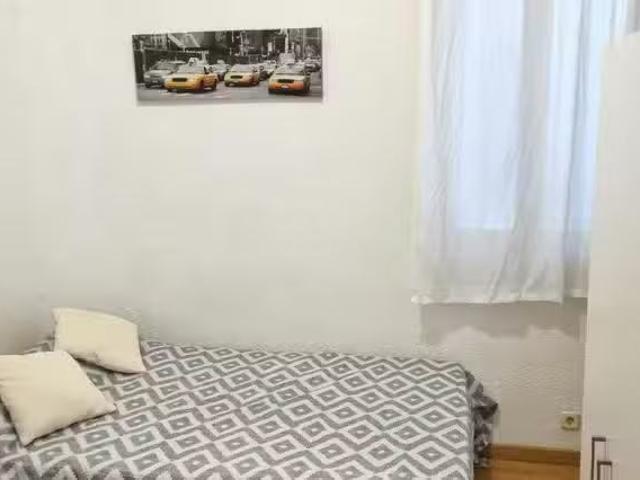 Habitación en Calle de Ferraz, Argüelles