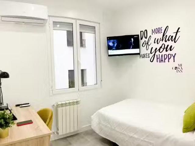 Habitación en Calle de Ferraz, Moncloa Aravaca