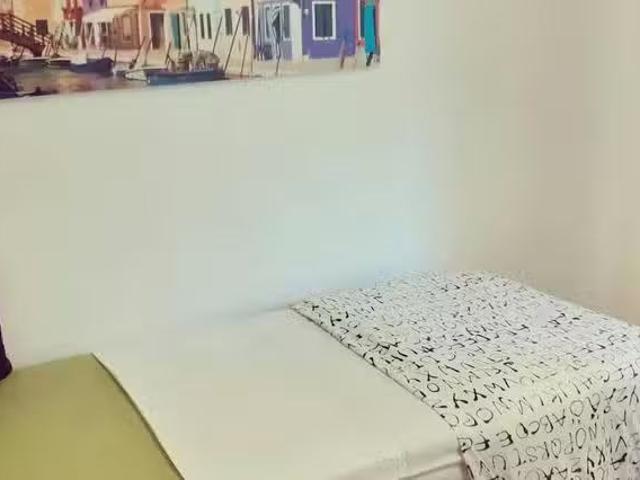Habitación en Calle de Francia