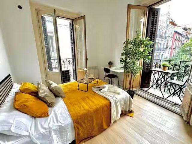 Habitación en Calle de Jesús, Cortes