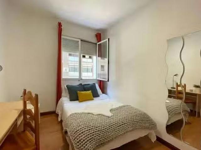 Habitación en Calle de Joaquín María López, Arapiles