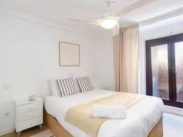 Habitación en Calle de la Amnistía, Palacio