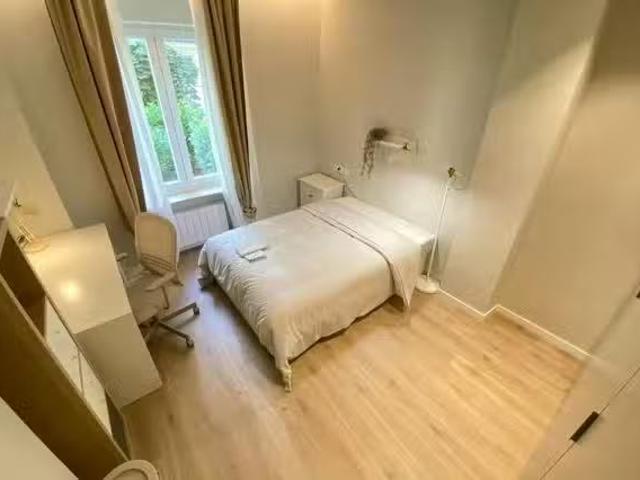Habitación en Calle de la Anunciación, Niño Jesús