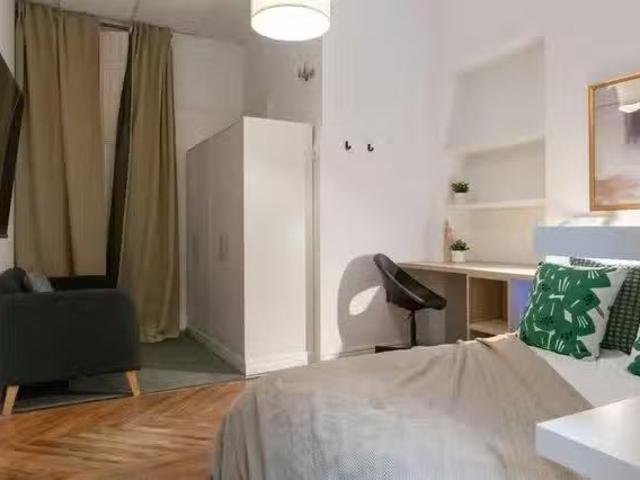 Habitación en Calle de la Plaza, Canillas