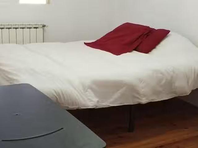 Habitación en Calle de la Rioja
