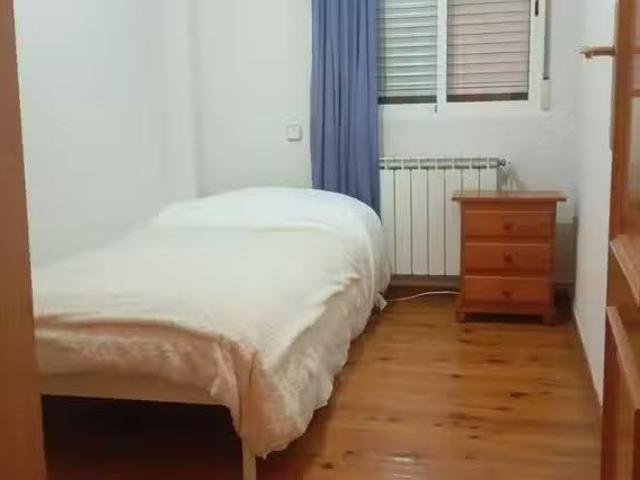 Habitación en Calle de la Rioja