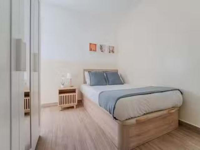 Habitación en Calle de la Sierra de Meira