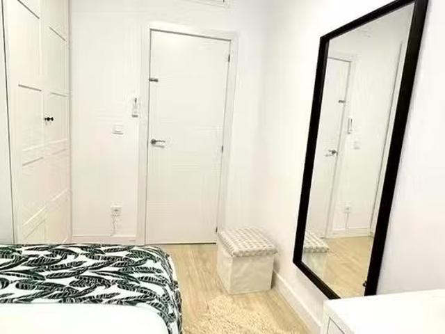 Habitación en Calle de Redondilla, Palacio