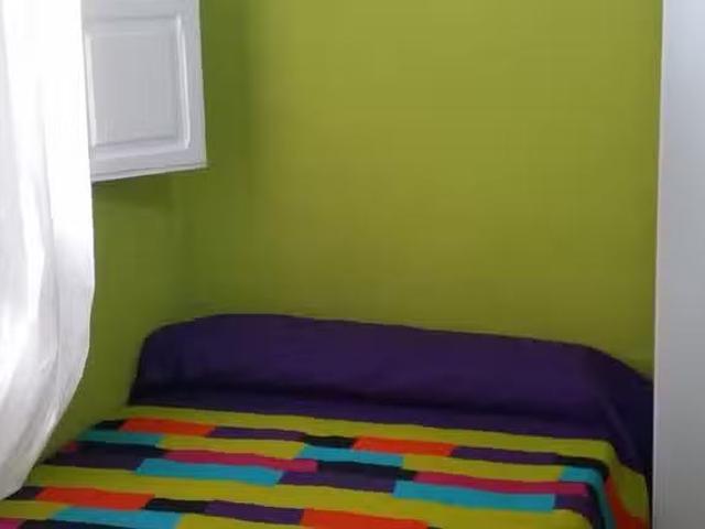 Habitación en Calle de Sagasta, Trafalgar