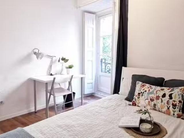 Habitación en Calle de Santa Catalina, Cortes