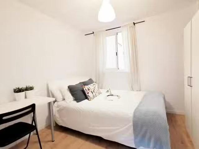 Habitación en Calle de Santa Catalina, Cortes