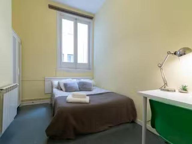 Habitación en Calle de Santa Engracia, Trafalgar